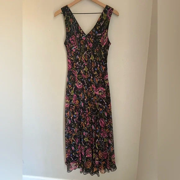 Talbots 100% Silk Moody Floral Dress Size 12 - Picture 3 of 6